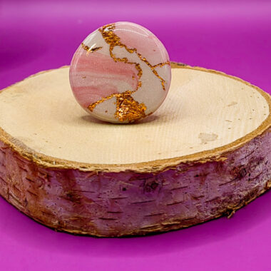 Pierścionek z dużym oczkiem